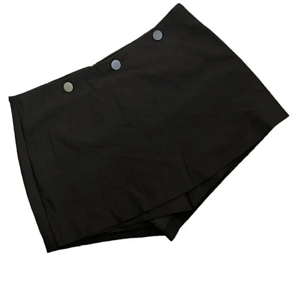 NBD Ivor Skort in Black